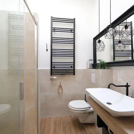 Vitorlas Apartman Zamardi