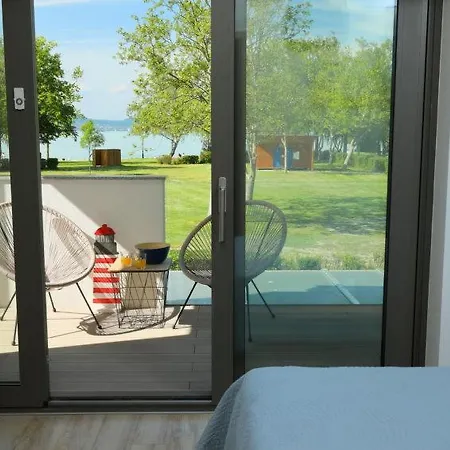 Vitorlas Apartman Zamardi