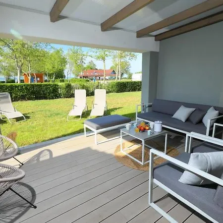 Vitorlas Apartman Apartment *