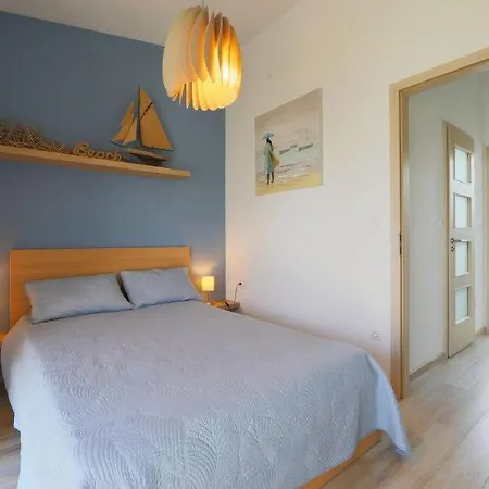 Vitorlas Apartman Zamardi